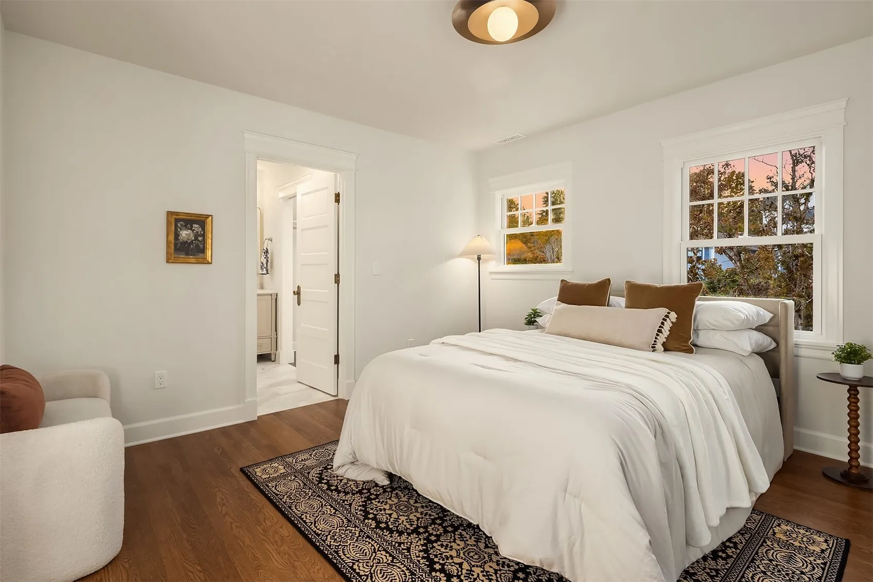 206 32nd Avenue , Seattle, WA 98122