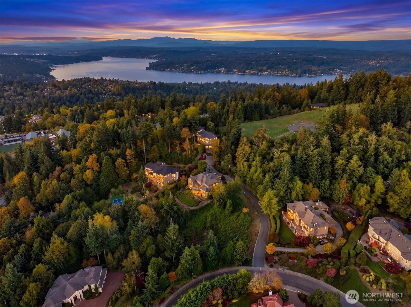 6452 170th Pl SE , Bellevue, WA 98006
