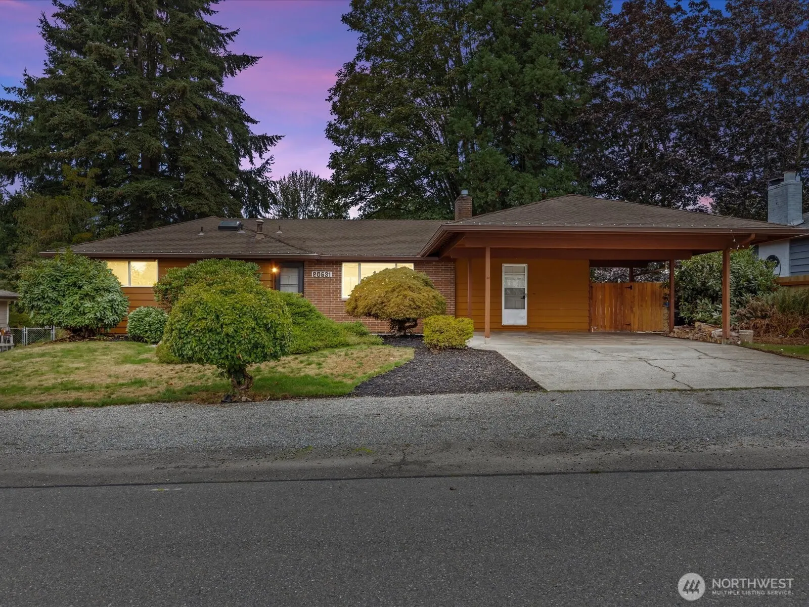 20631 120th Avenue SE, Kent, WA 98031-1651