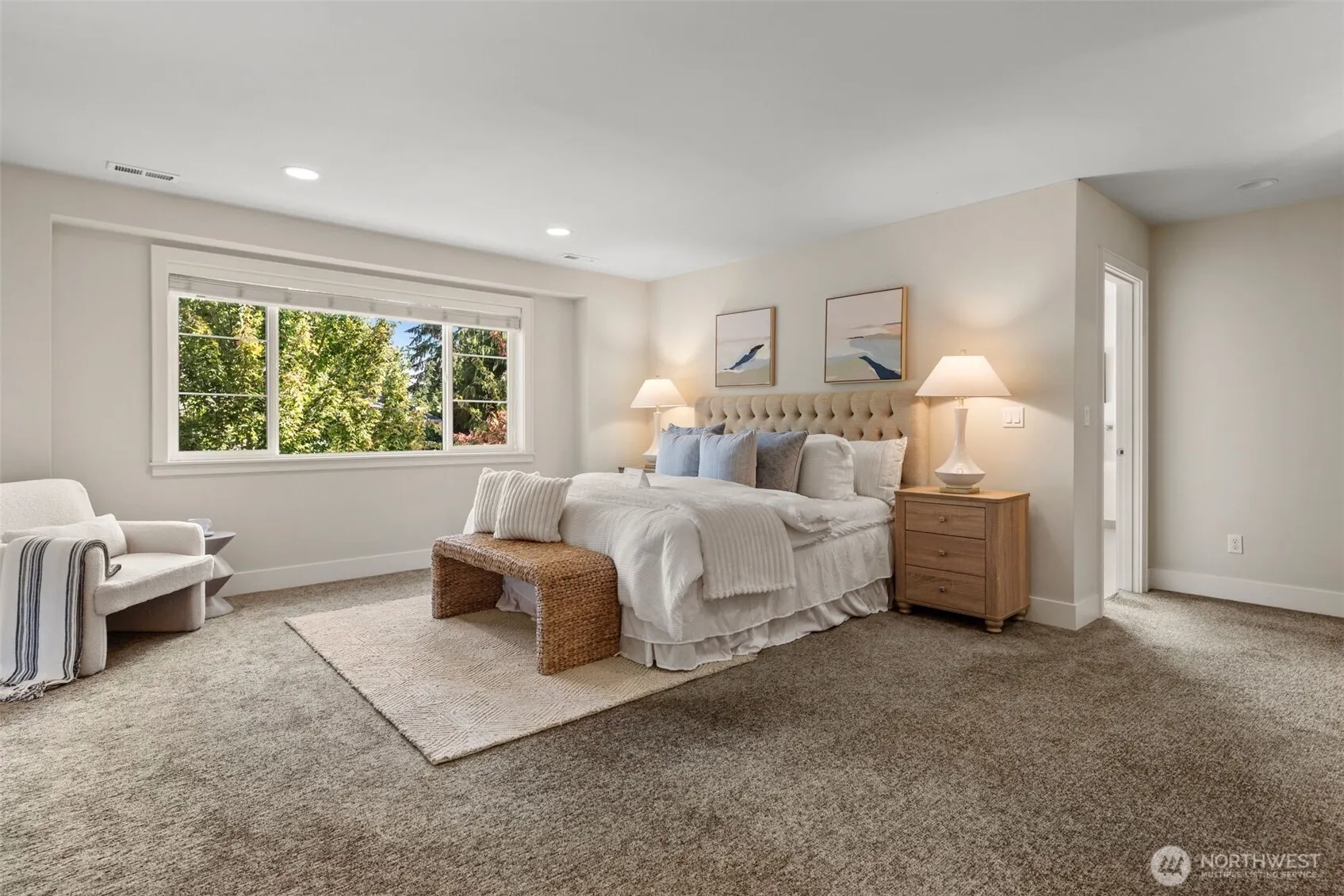 1711 4th St , Kirkland, WA 98033