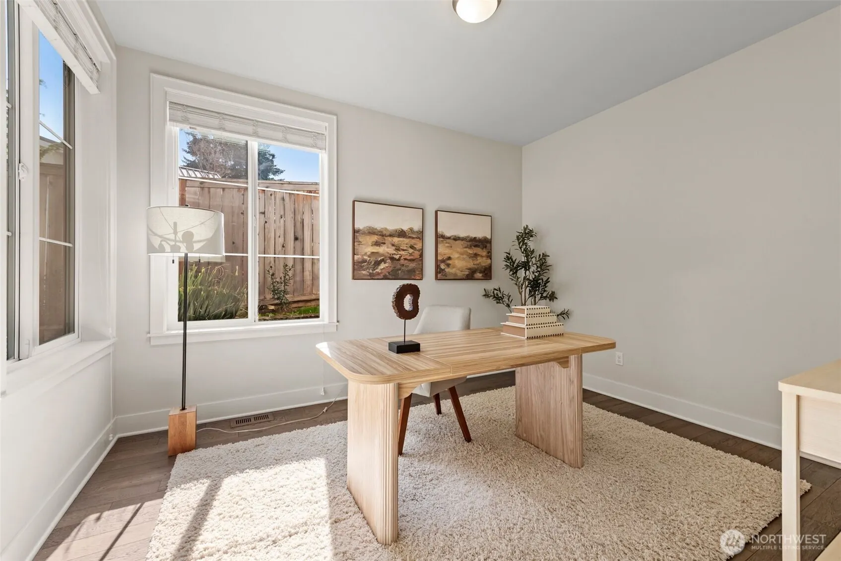 1711 4th St , Kirkland, WA 98033