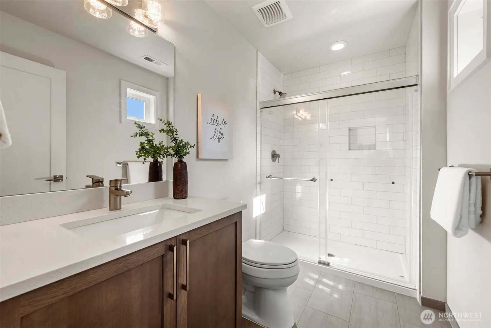1711 4th St , Kirkland, WA 98033