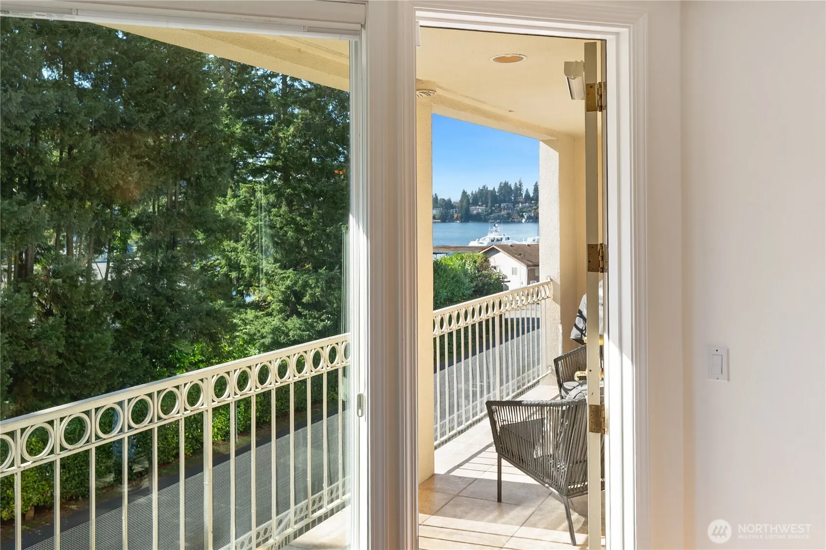 10000 Meydenbauer Way SE #5, Bellevue, WA 98004-6045