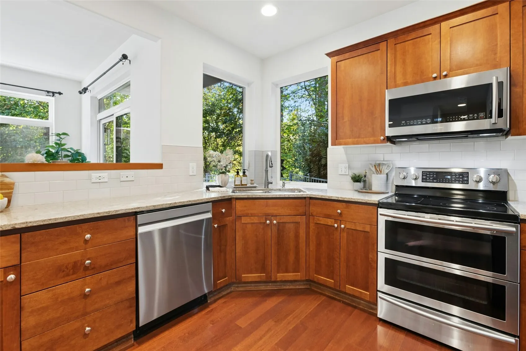 5825 NE 1st Street , Renton, WA 98059