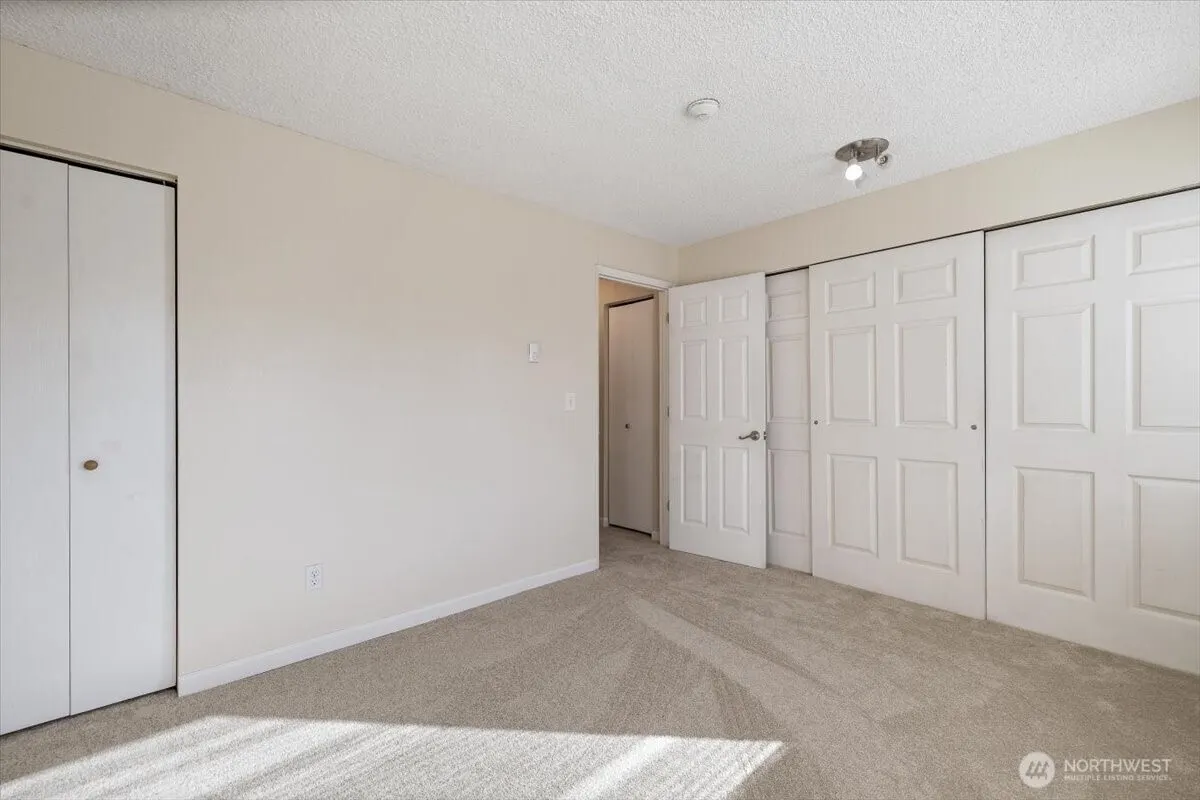 6703 204th Street SW #206, Lynnwood, WA 98036