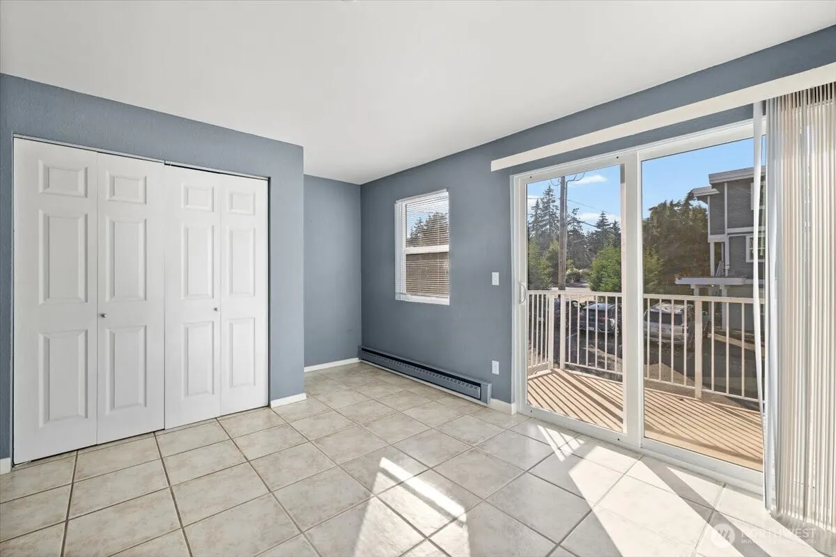 6703 204th Street SW #206, Lynnwood, WA 98036