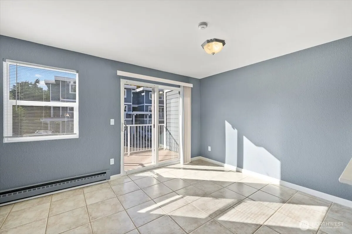 6703 204th Street SW #206, Lynnwood, WA 98036