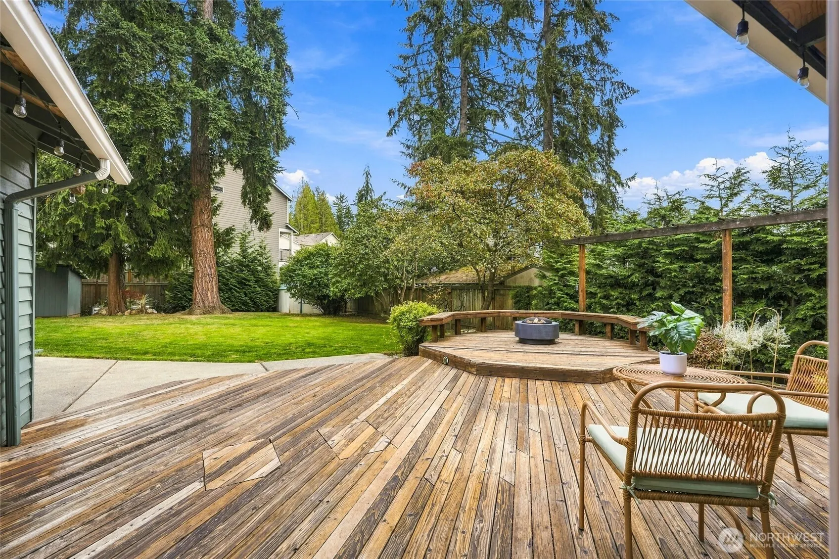 19631 Bartlett Road , Bothell, WA 98012