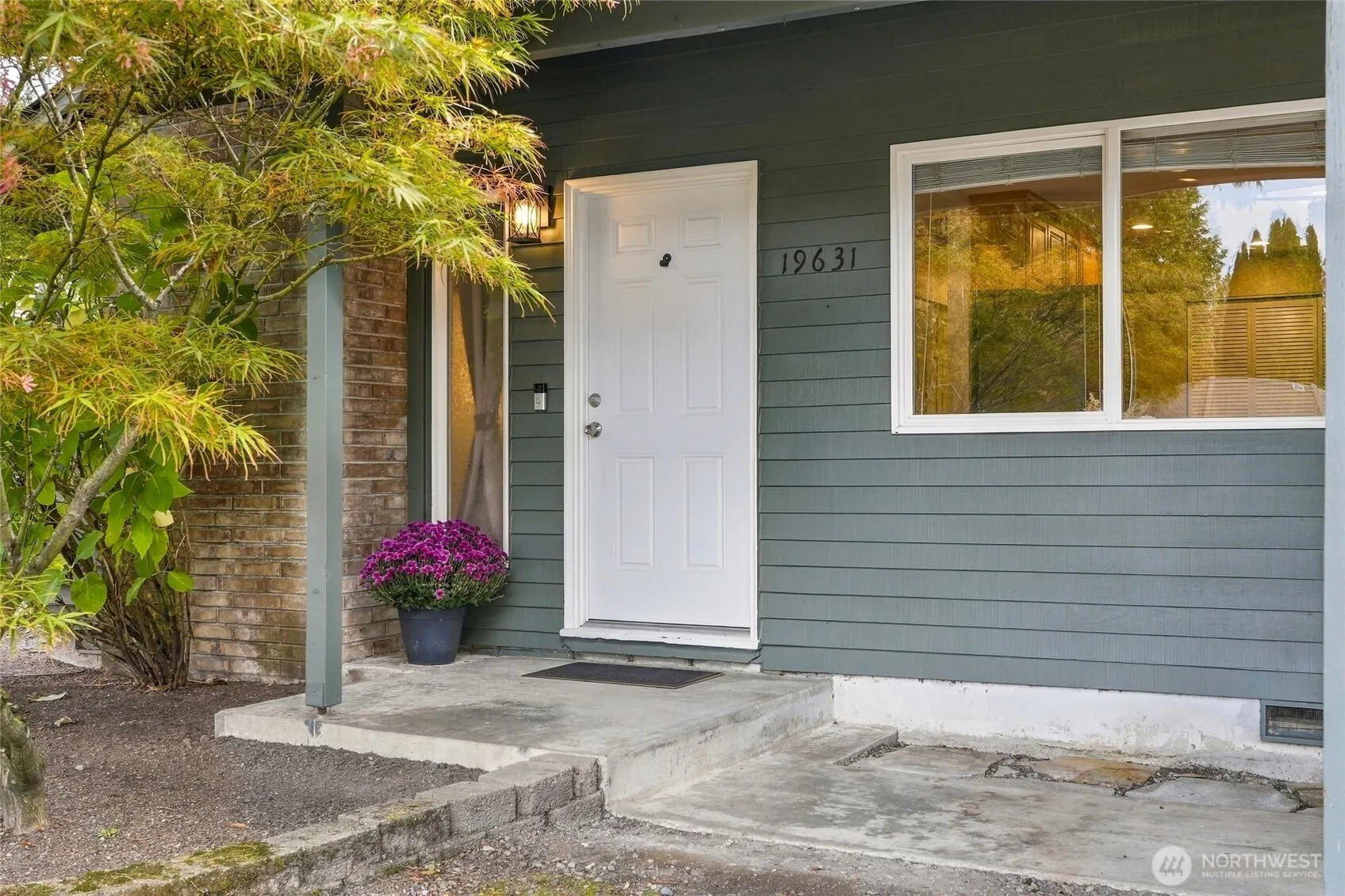 19631 Bartlett Road , Bothell, WA 98012