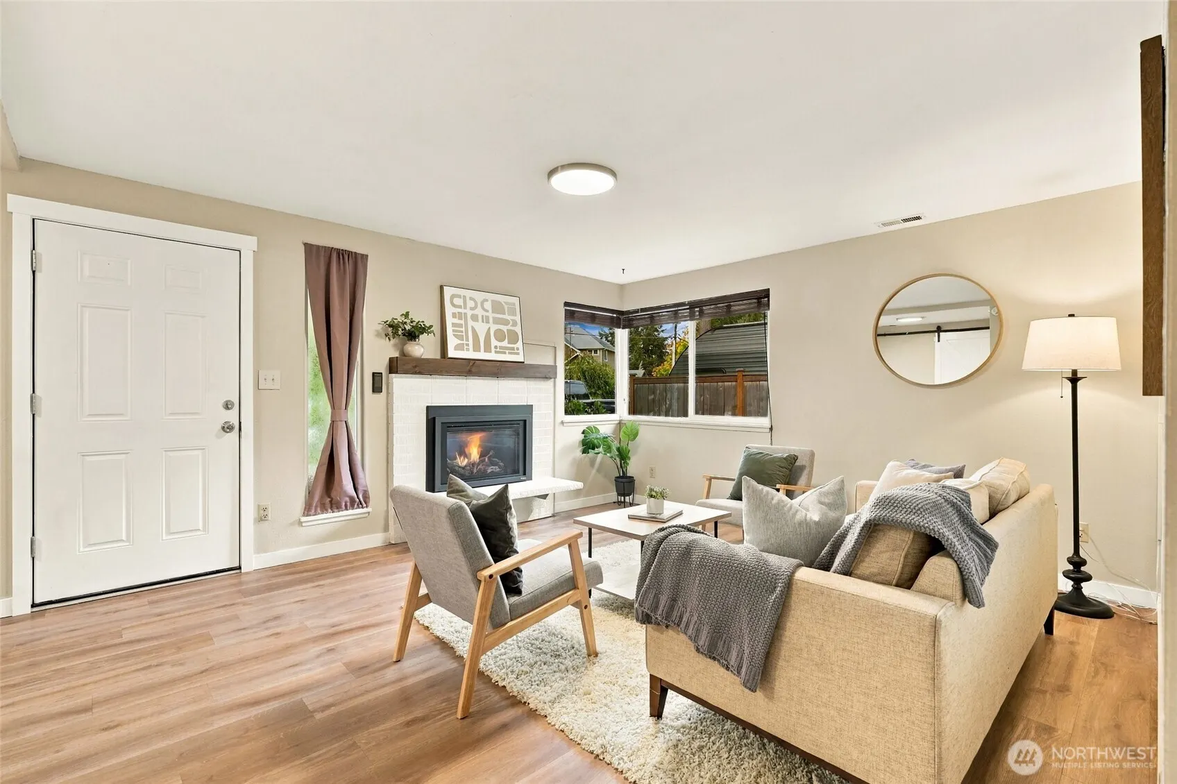 19631 Bartlett Road , Bothell, WA 98012