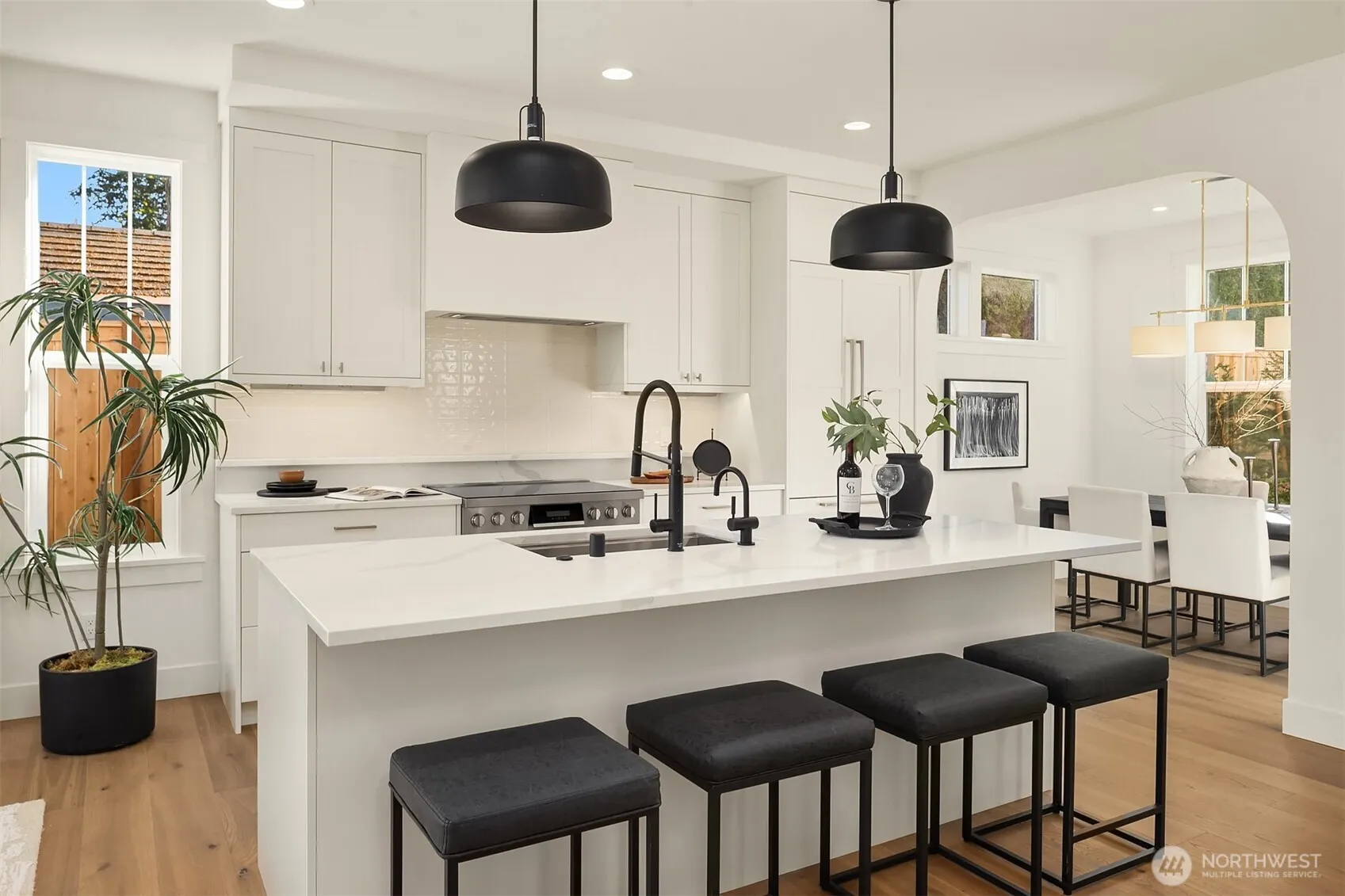 12523 NE 94th Street , Kirkland, WA 98033