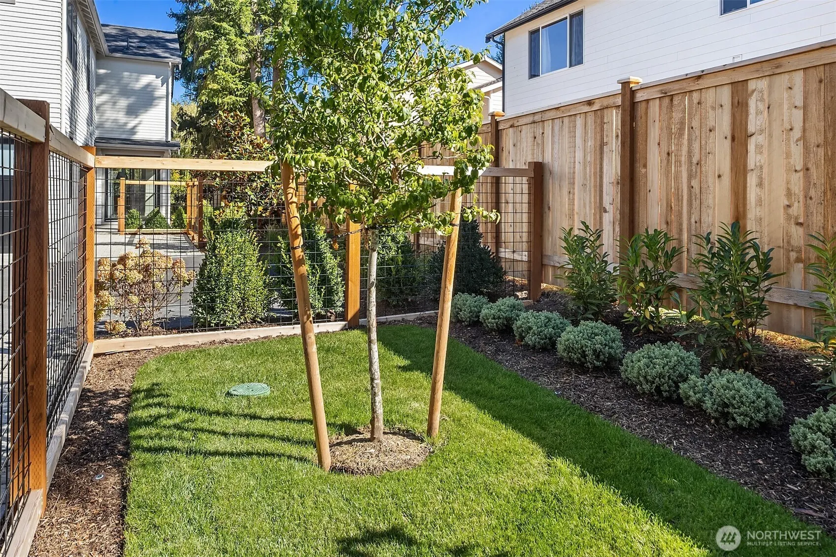 12523 NE 94th Street , Kirkland, WA 98033