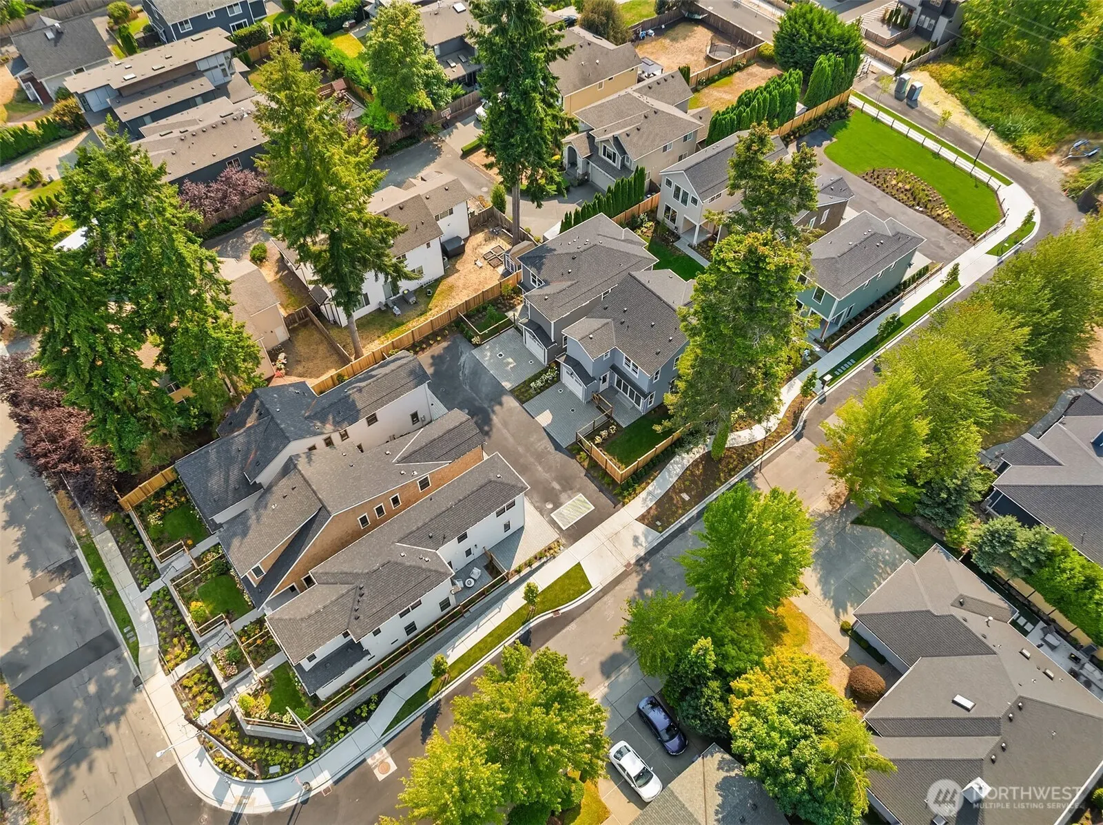 12523 NE 94th Street , Kirkland, WA 98033