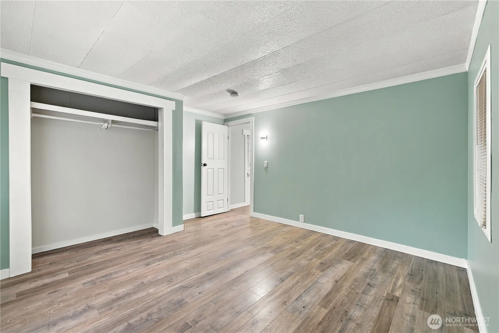 5920 200 Street SW #35, Lynnwood, WA 98036