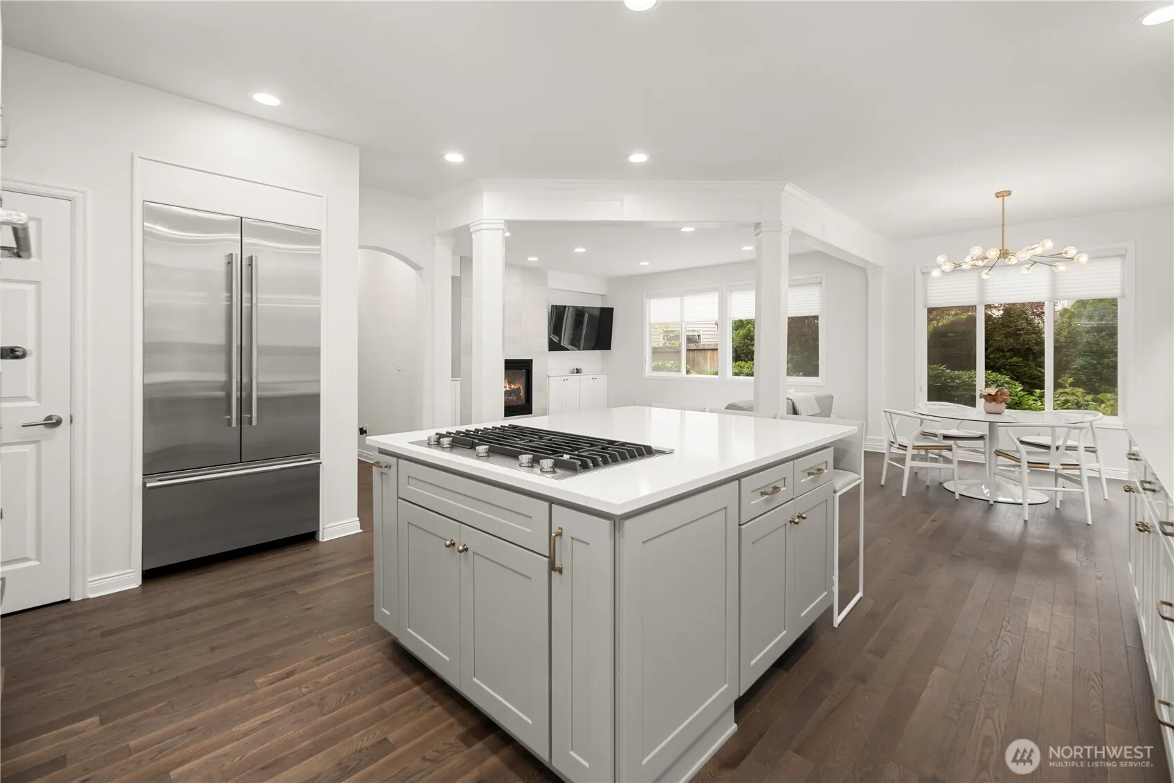 19618 NE 44th Place , Sammamish, WA 98074