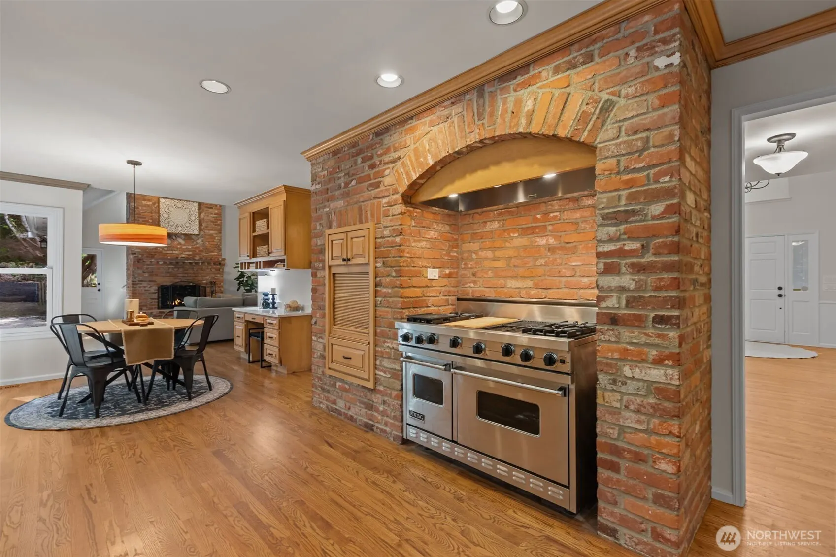 14605 181st Place NE, Woodinville, WA 98072
