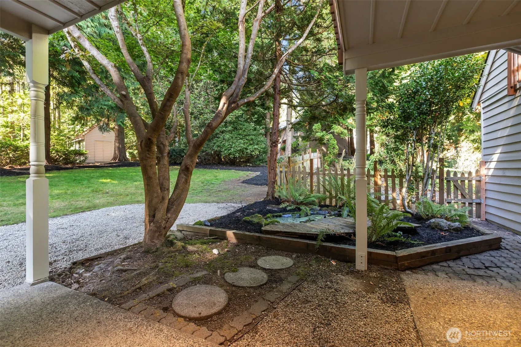 14605 181st Place NE, Woodinville, WA 98072