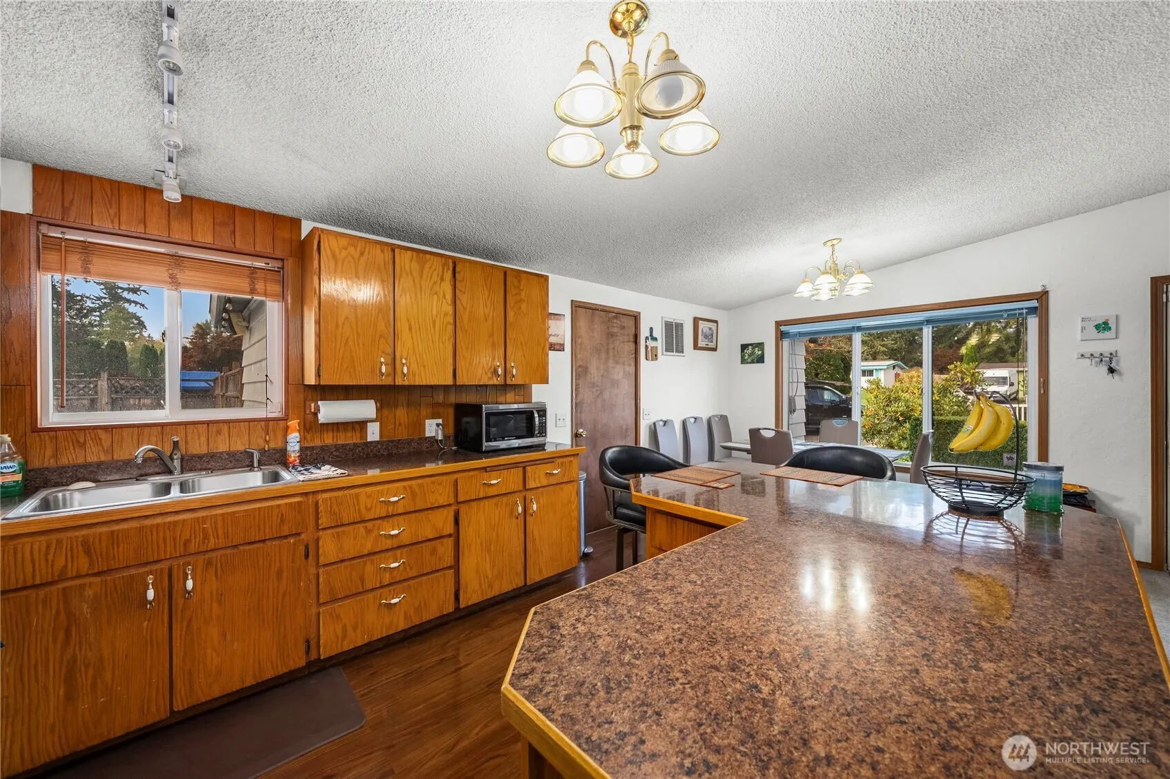 27224 122nd Avenue SE, Kent, WA 98030-8822