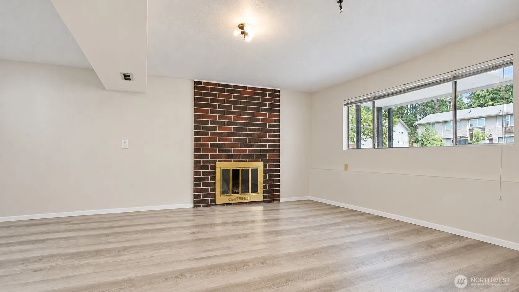 21405 124th Avenue SE, Kent, WA 98031