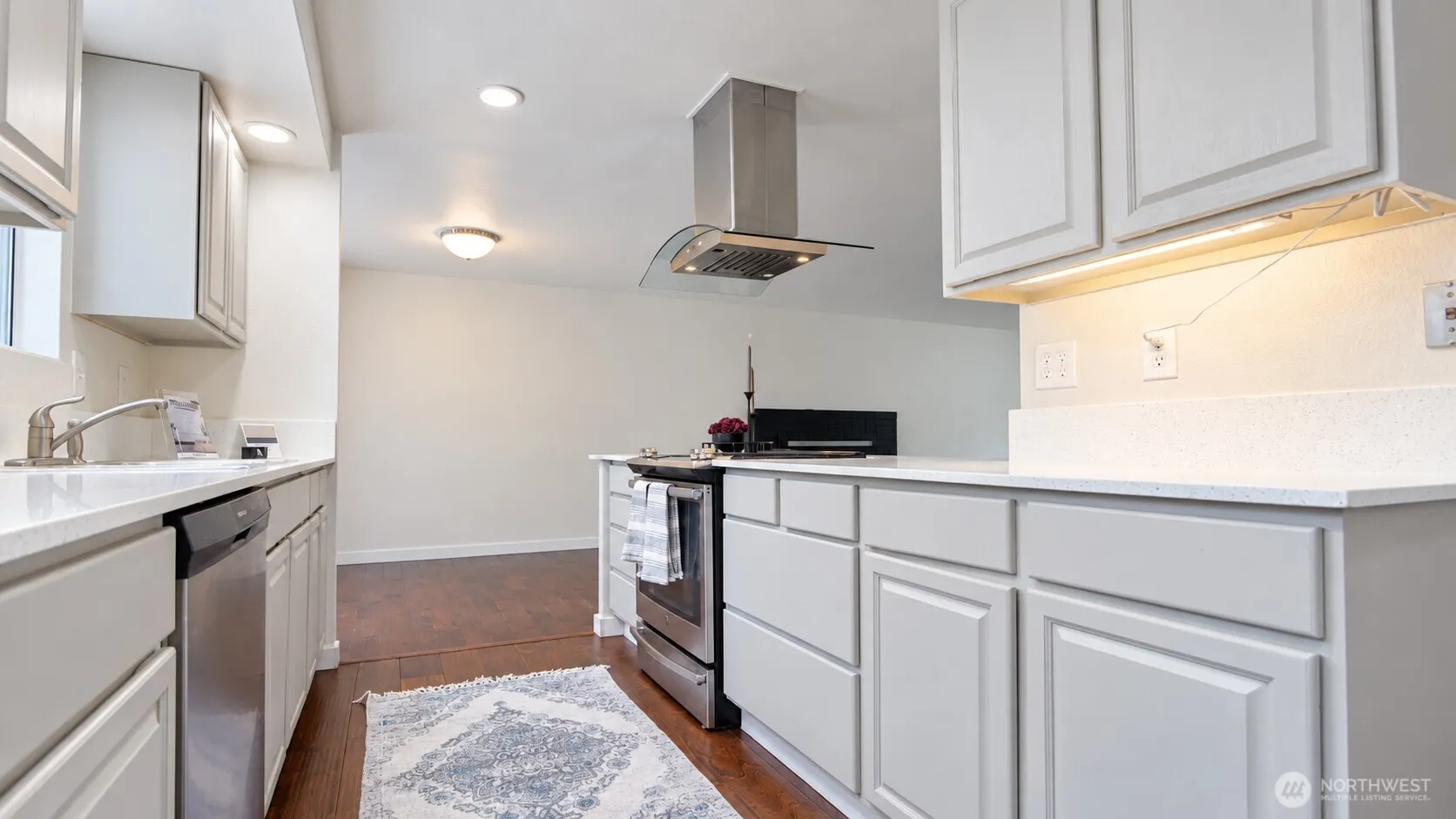 21405 124th Avenue SE, Kent, WA 98031