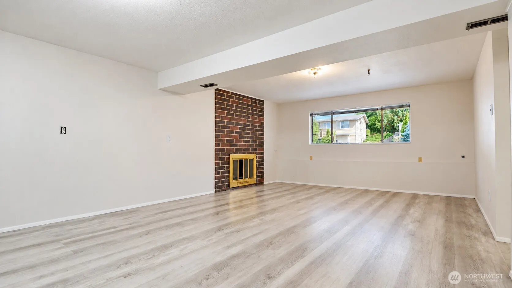 21405 124th Avenue SE, Kent, WA 98031