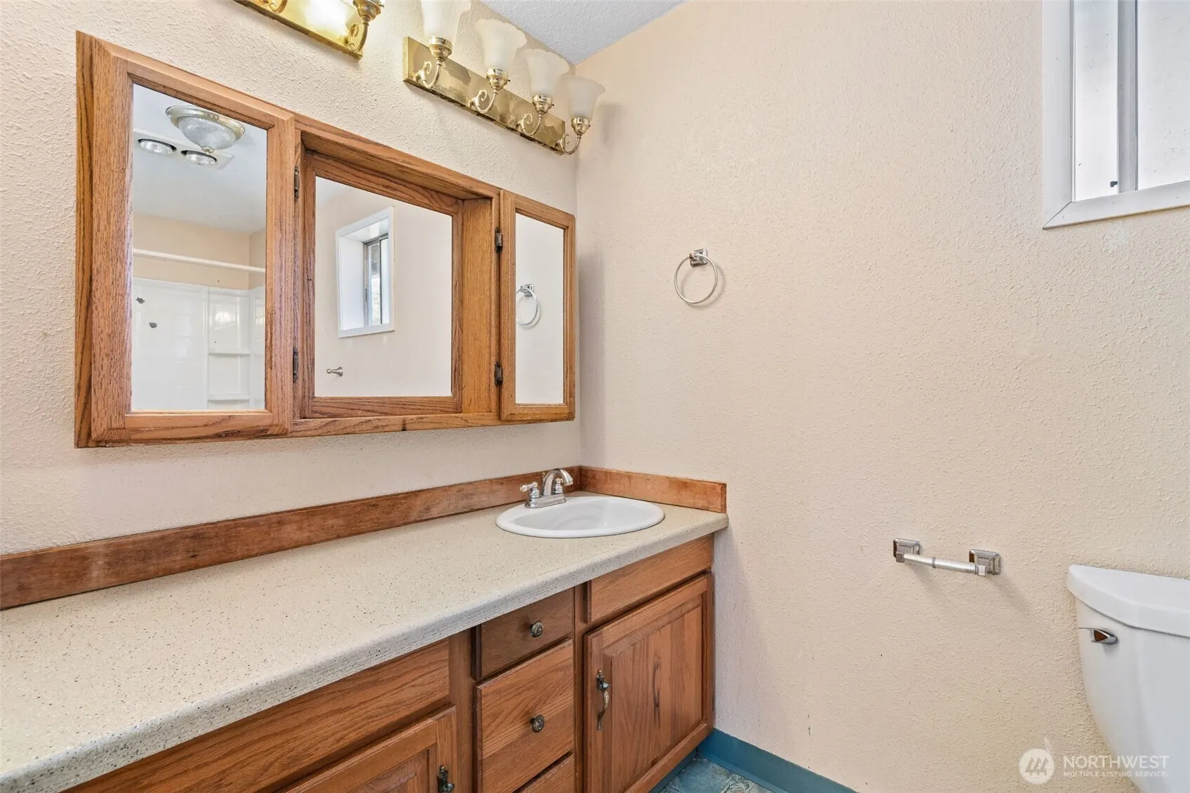 16424 126th Place SE, Renton, WA 98058