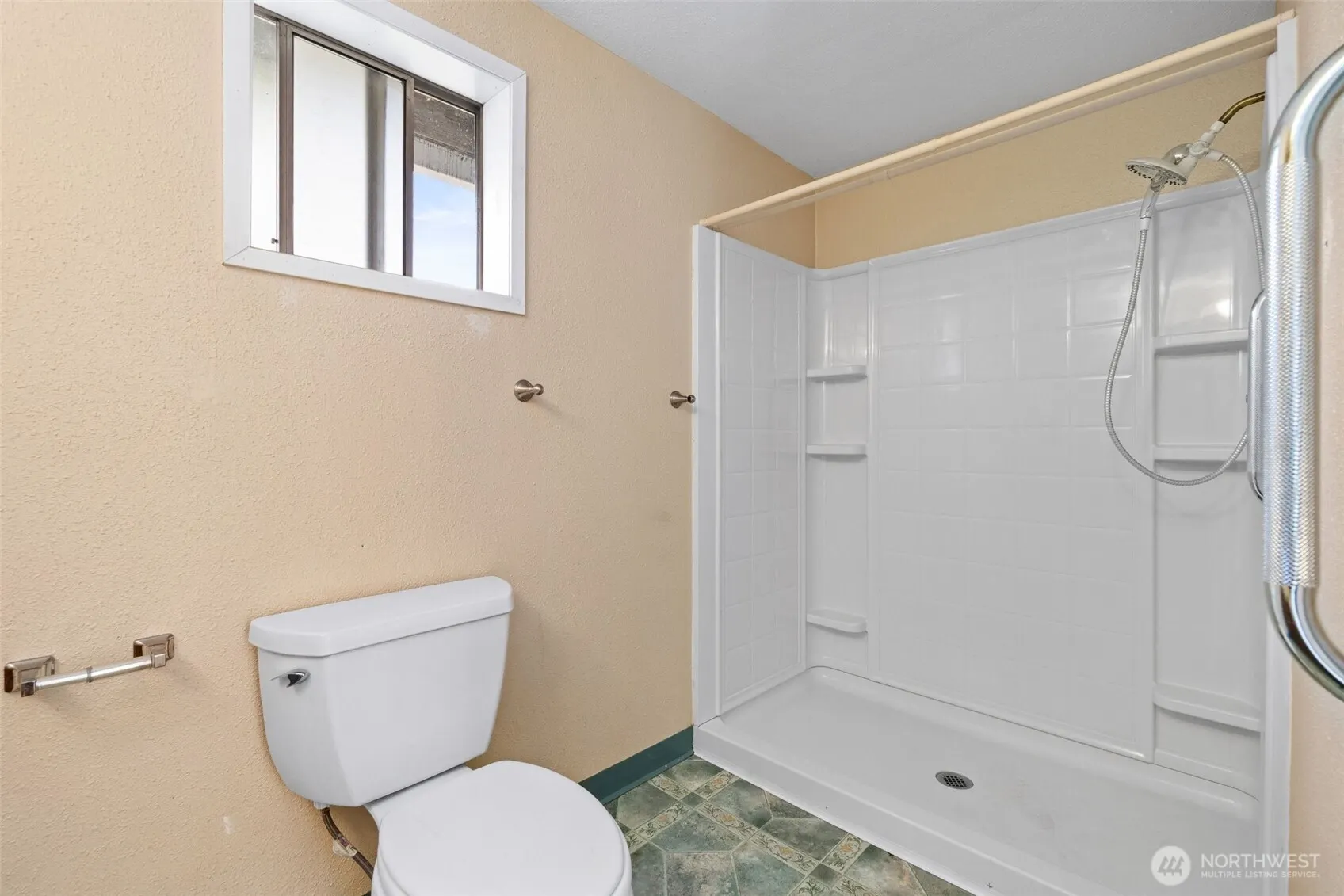 16424 126th Place SE, Renton, WA 98058