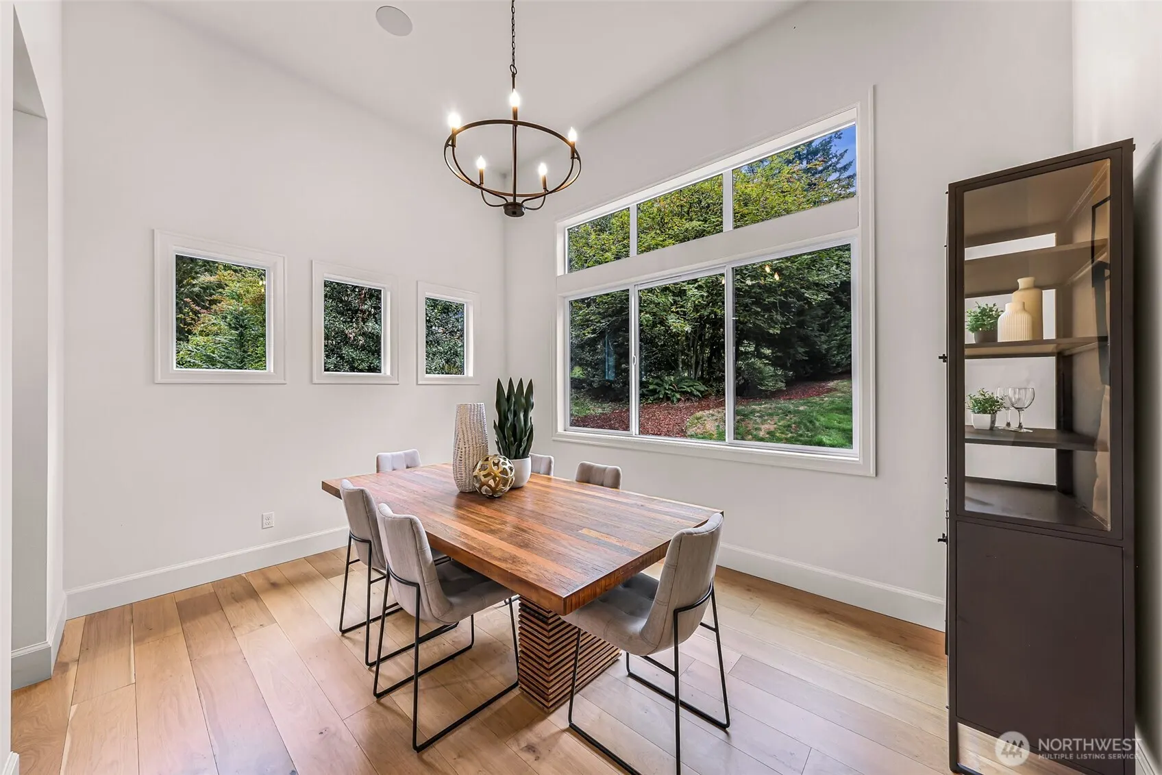 7709 216th Avenue NE, Redmond, WA 98053