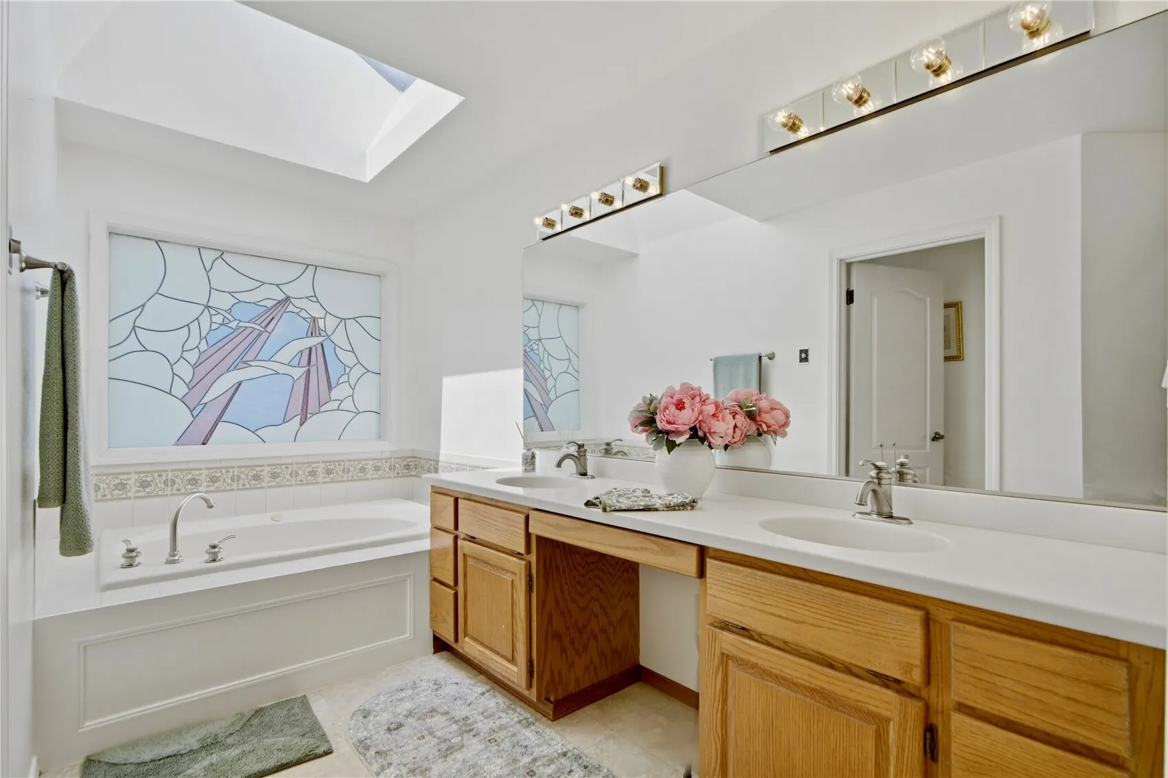 2000 Village Green Drive #26, Mill Creek, WA 98012