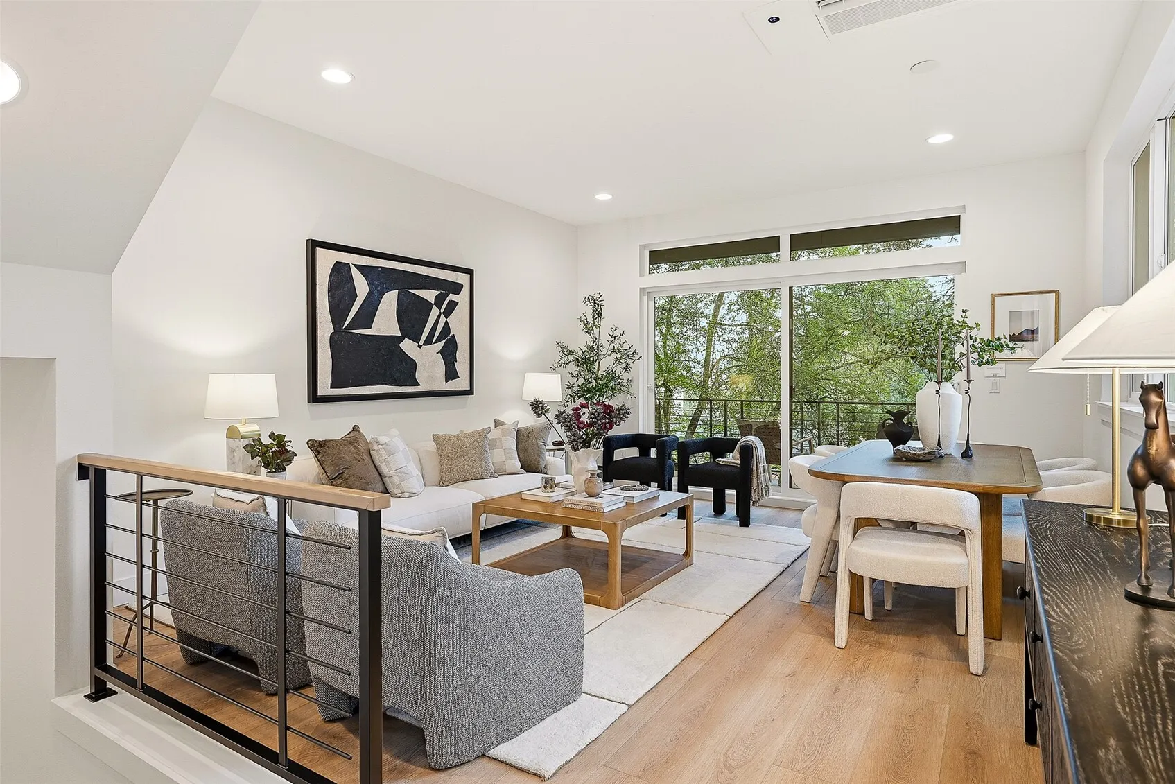 1216 B NE 103rd Street , Seattle, WA 98125