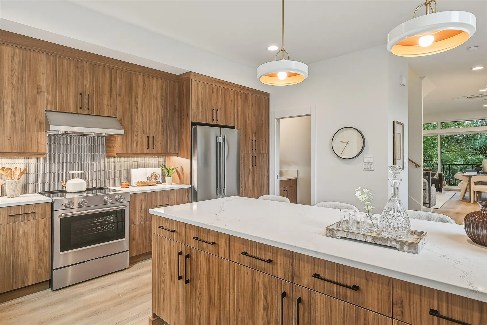 1216 B NE 103rd Street , Seattle, WA 98125