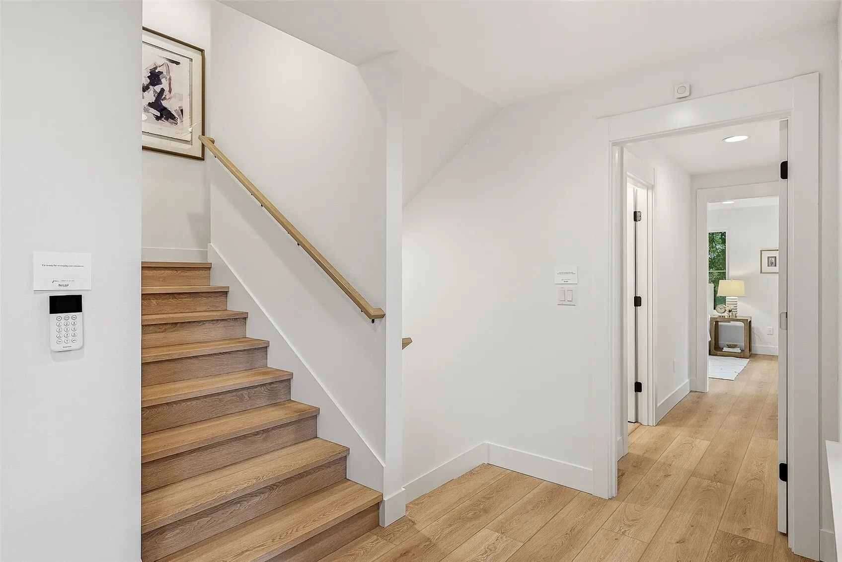 1216 B NE 103rd Street , Seattle, WA 98125