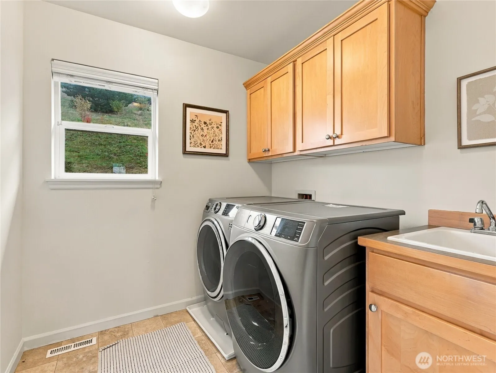 1726 28th Avenue NE, Issaquah, WA 98029