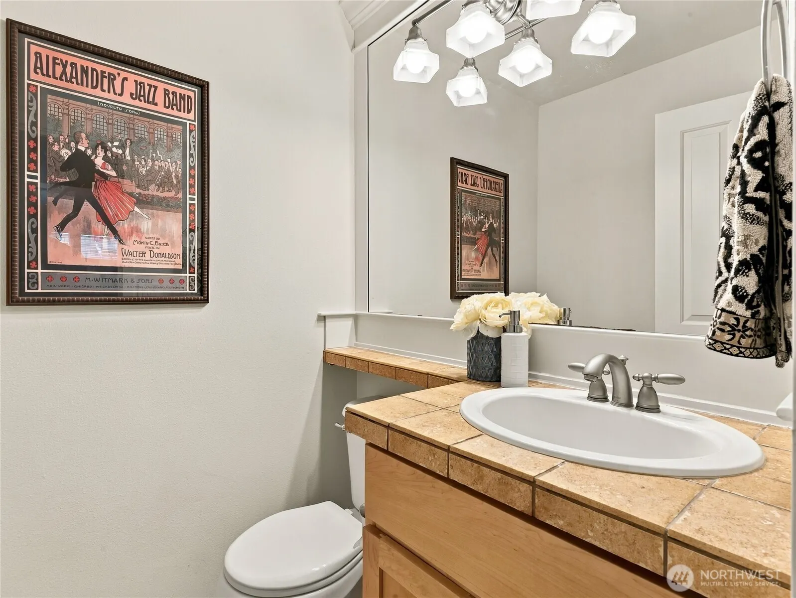 1726 28th Avenue NE, Issaquah, WA 98029