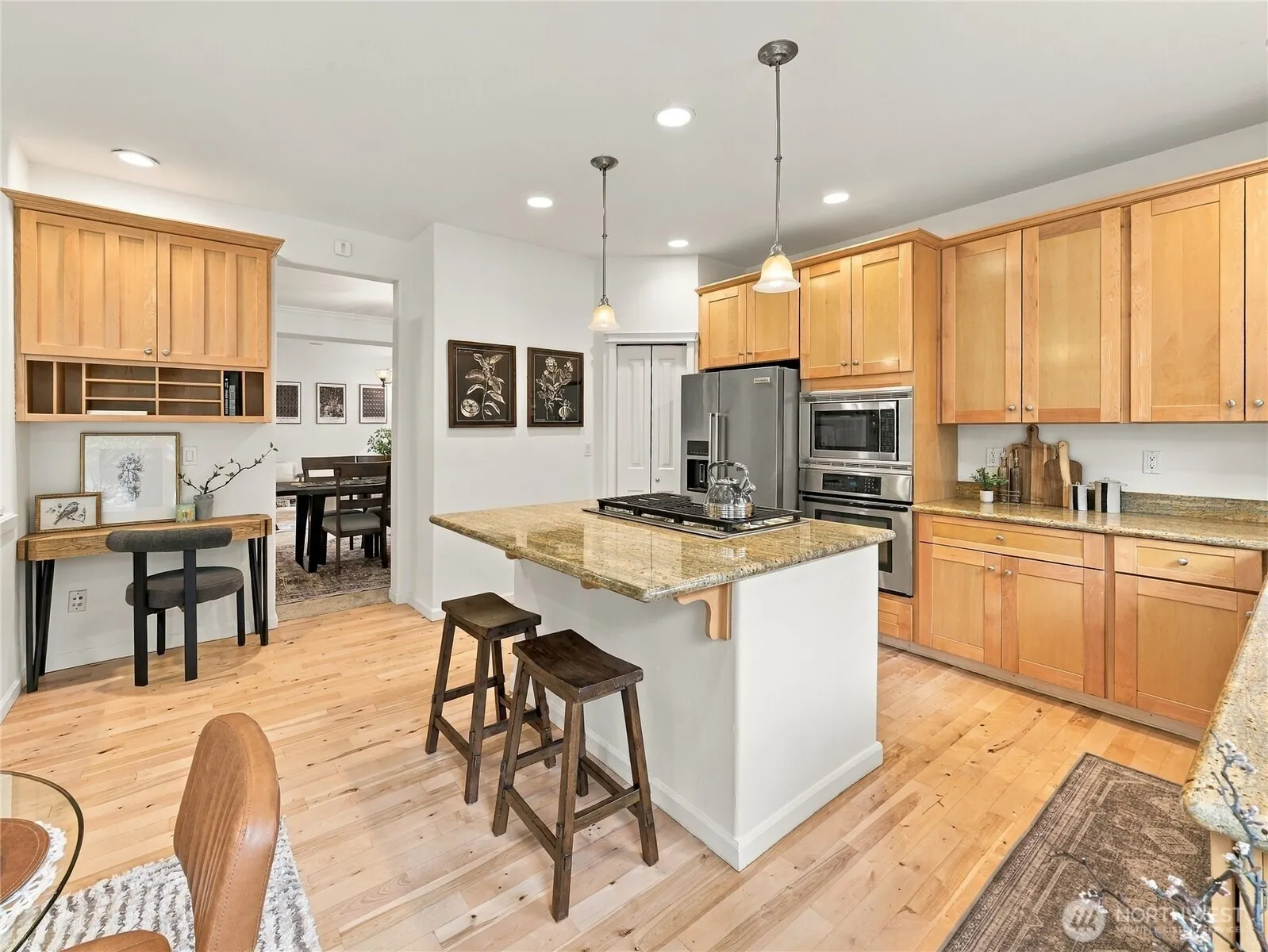 1726 28th Avenue NE, Issaquah, WA 98029