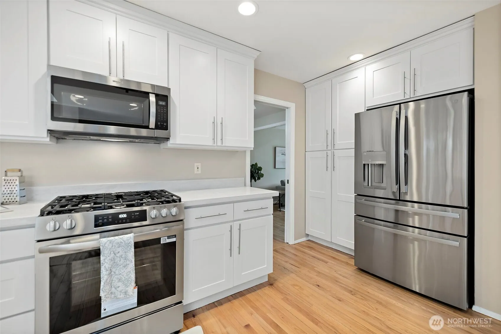 1819 221st Place NE, Sammamish, WA 98074