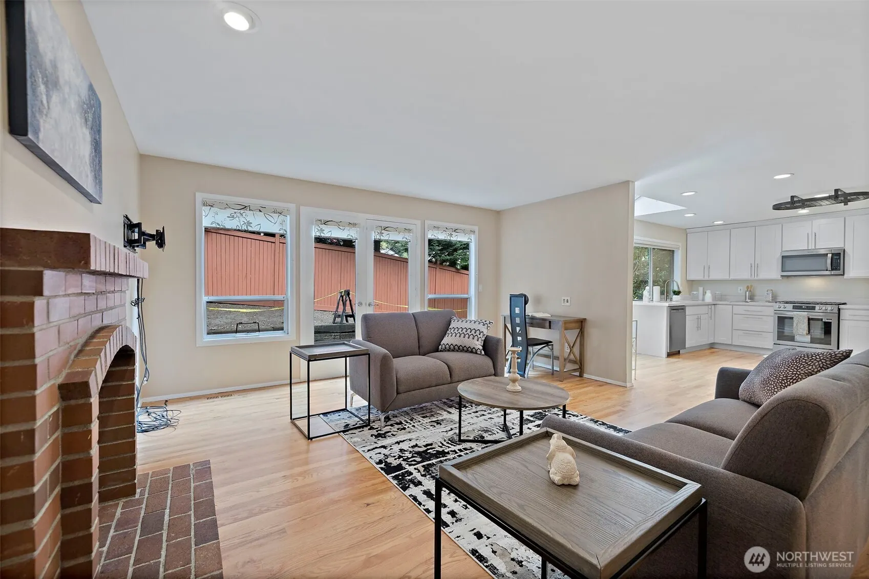 1819 221st Place NE, Sammamish, WA 98074
