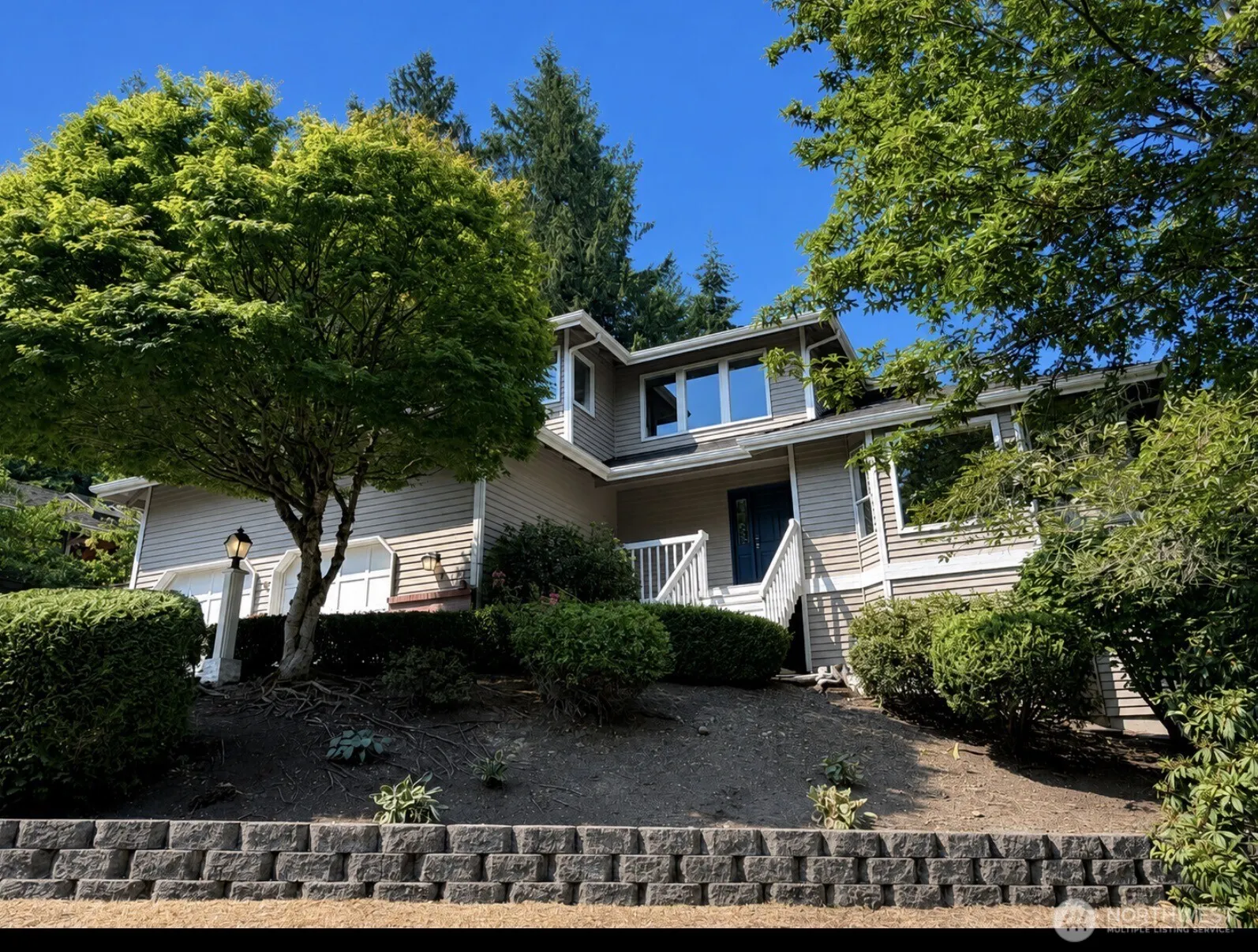 1819 221st Place NE, Sammamish, WA 98074