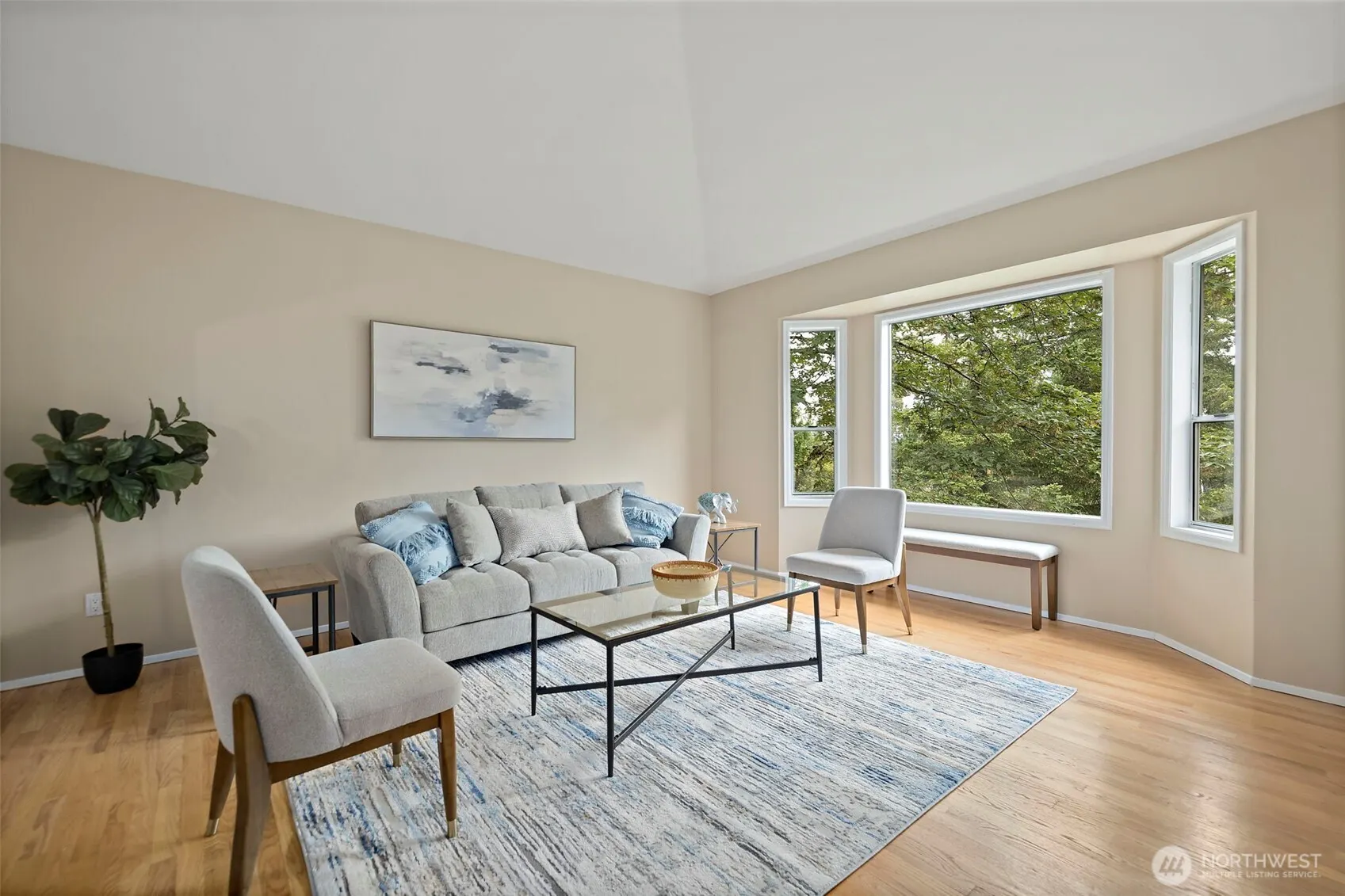 1819 221st Place NE, Sammamish, WA 98074