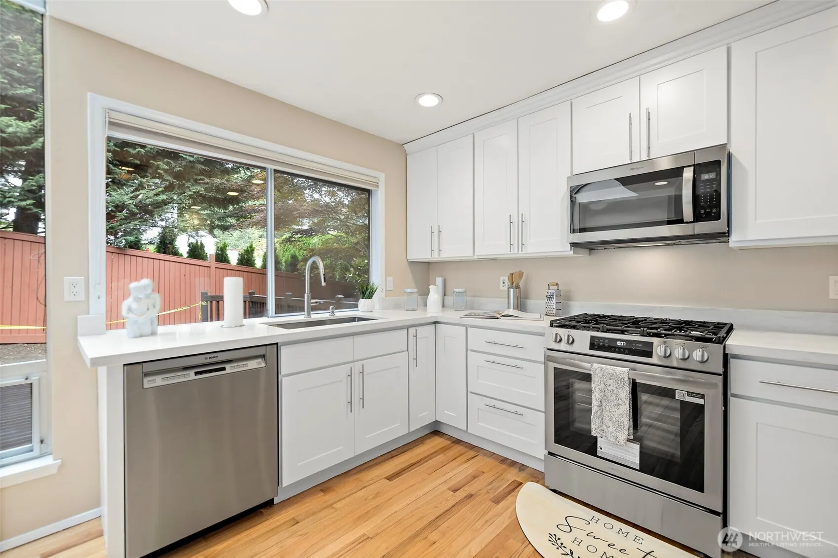 1819 221st Place NE, Sammamish, WA 98074