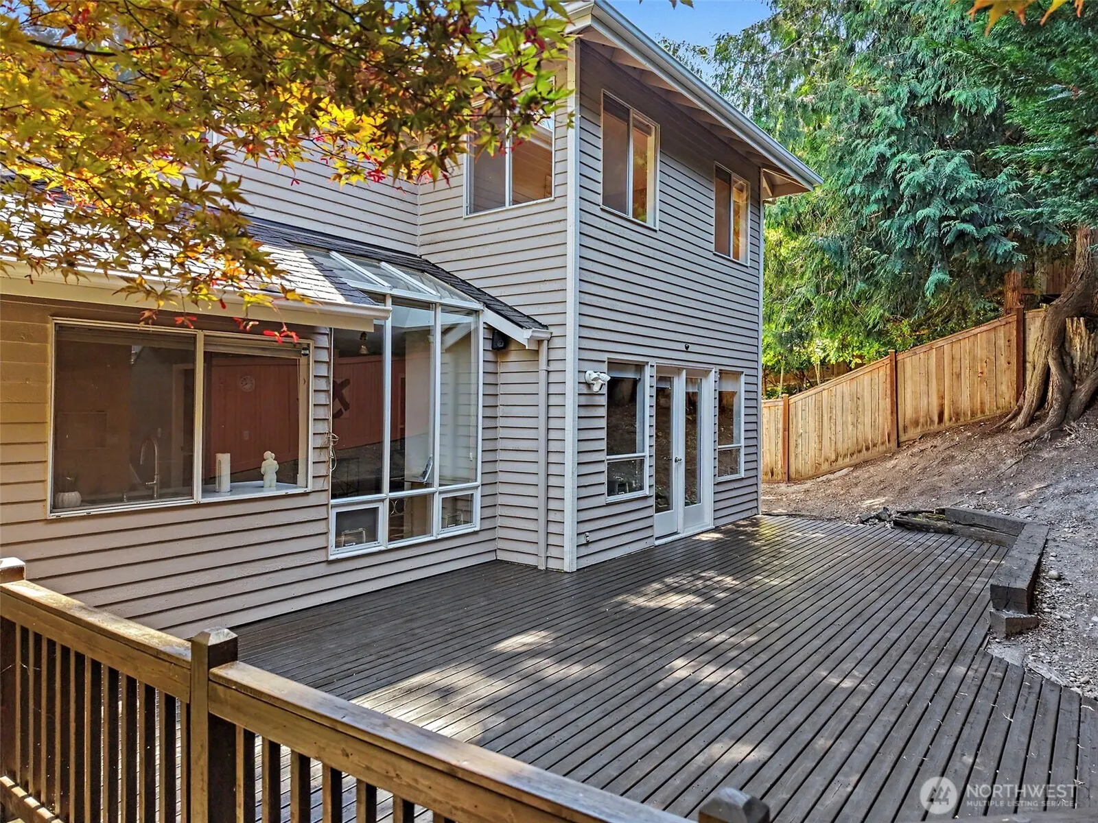 1819 221st Place NE, Sammamish, WA 98074