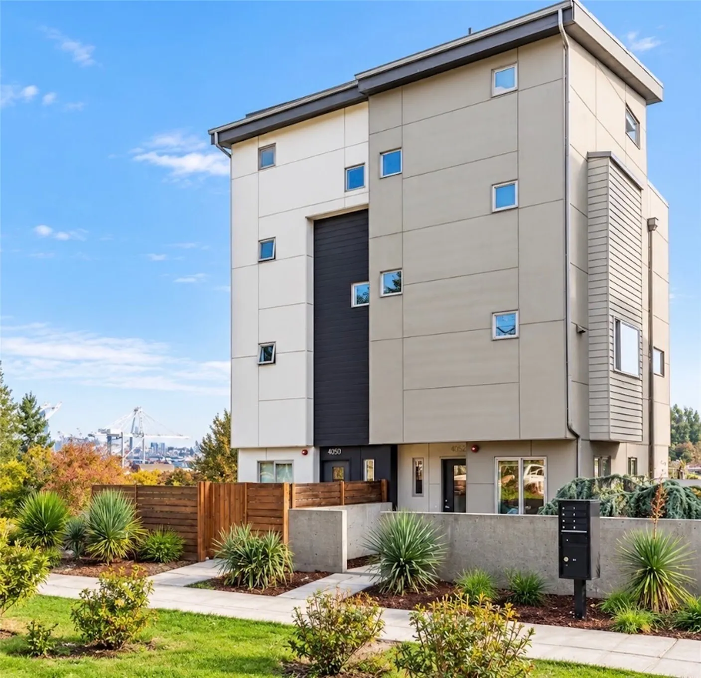 4052 30th Avenue SW, Seattle, WA 98126