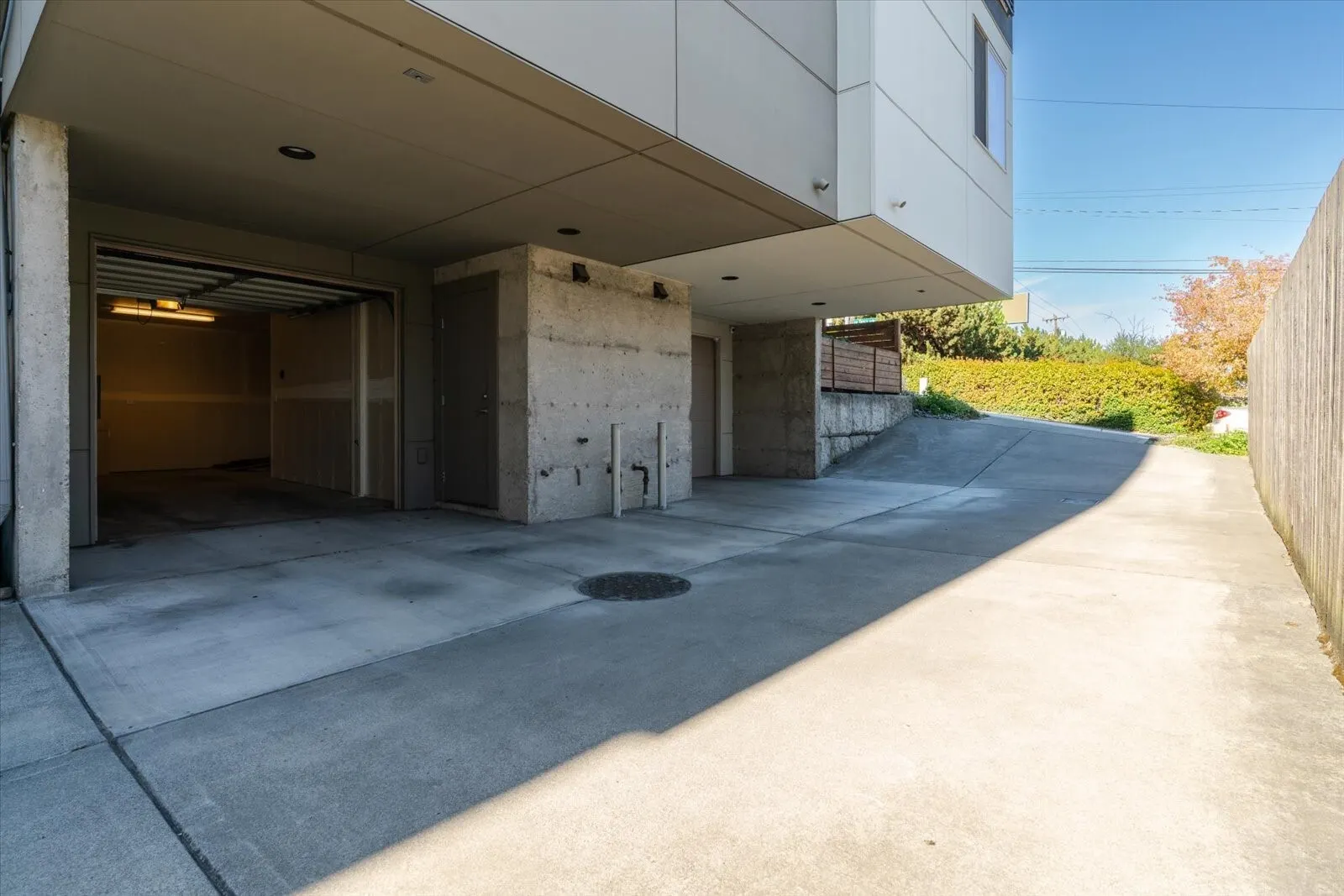 4052 30th Avenue SW, Seattle, WA 98126