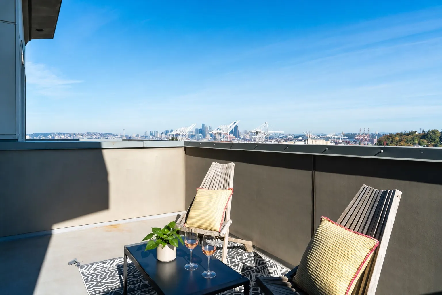 4052 30th Avenue SW, Seattle, WA 98126
