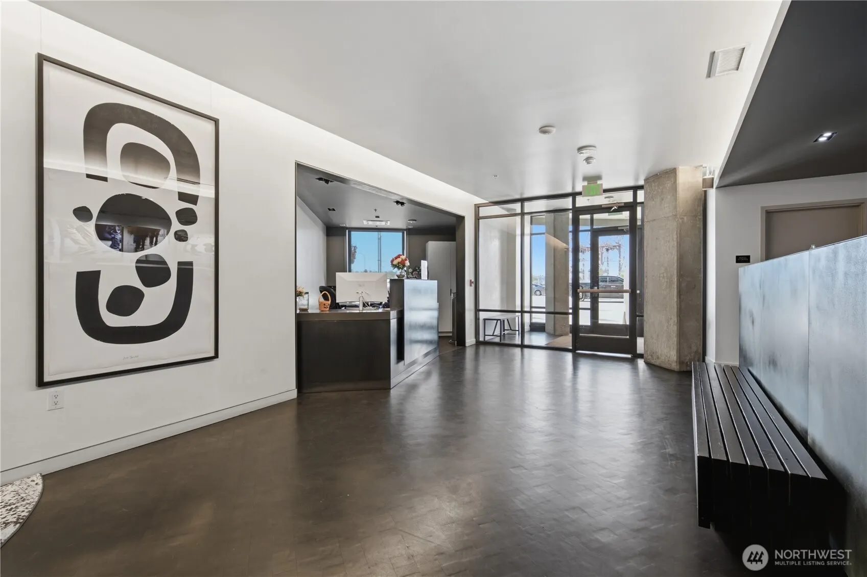 590 1st Avenue S #604, Seattle, WA 98104