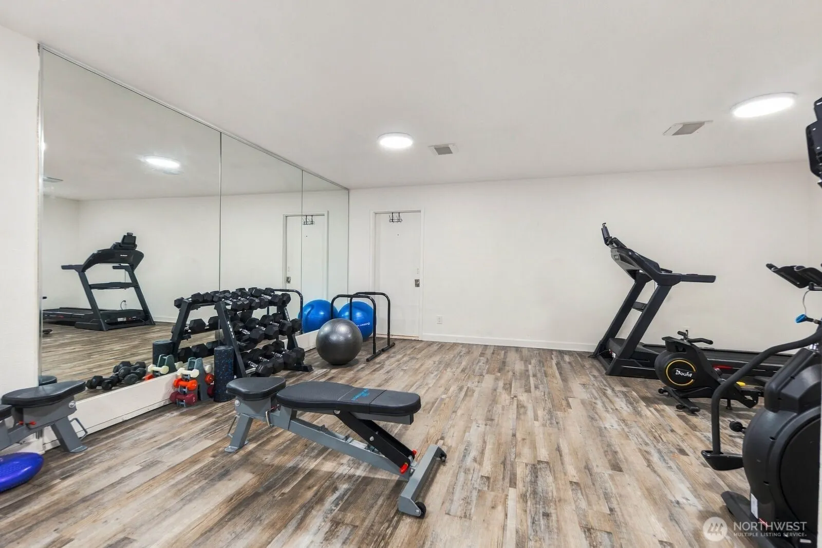 14124 NE 181st Place #H302, Woodinville, WA 98072-8557