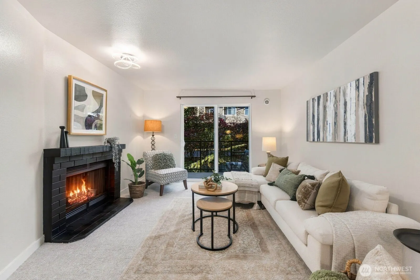 14124 NE 181st Place #H302, Woodinville, WA 98072-8557