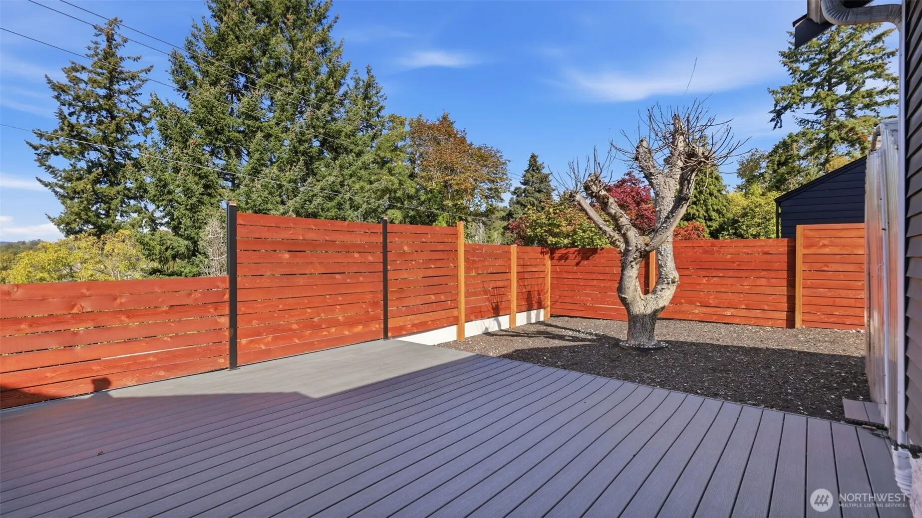 470 Grandey Way NE, Renton, WA 98056