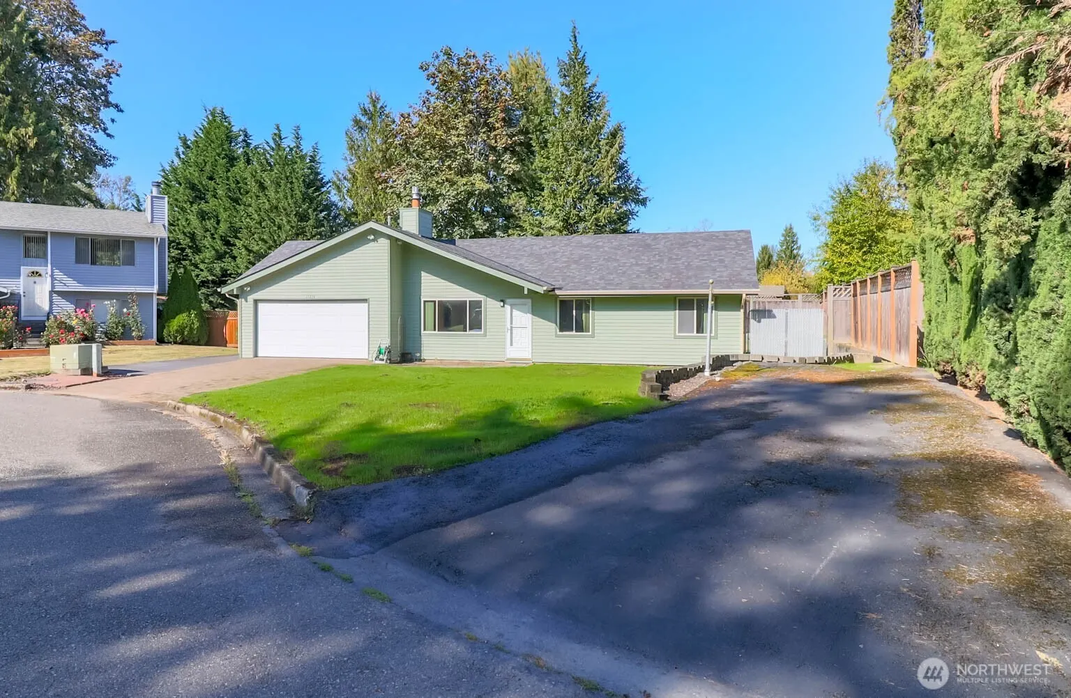 11216 SE 228th Place , Kent, WA 98031