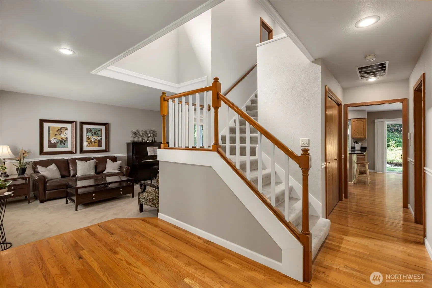 19318 SE 328th Place , Kent, WA 98042